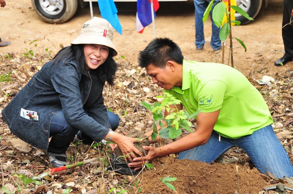 เชิญคนไทยหัวใจสีเขียว สร้างป่า โป่ง ฝาย อุทยานแห่งชาติแก่งกระจาน อ.แก่งกระจาน จ.เพชรบุรี